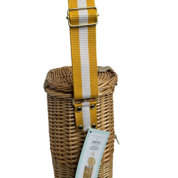 Insulated Double Wine Tote with Cork Screw Southern Living x Nellie Howa… - Picture 12 of 13